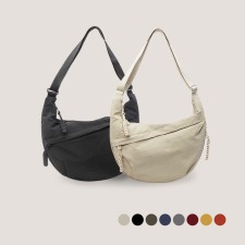 여성 유럽여행 크로스백 해외 크루아상백 가방 반달 나일론 일본