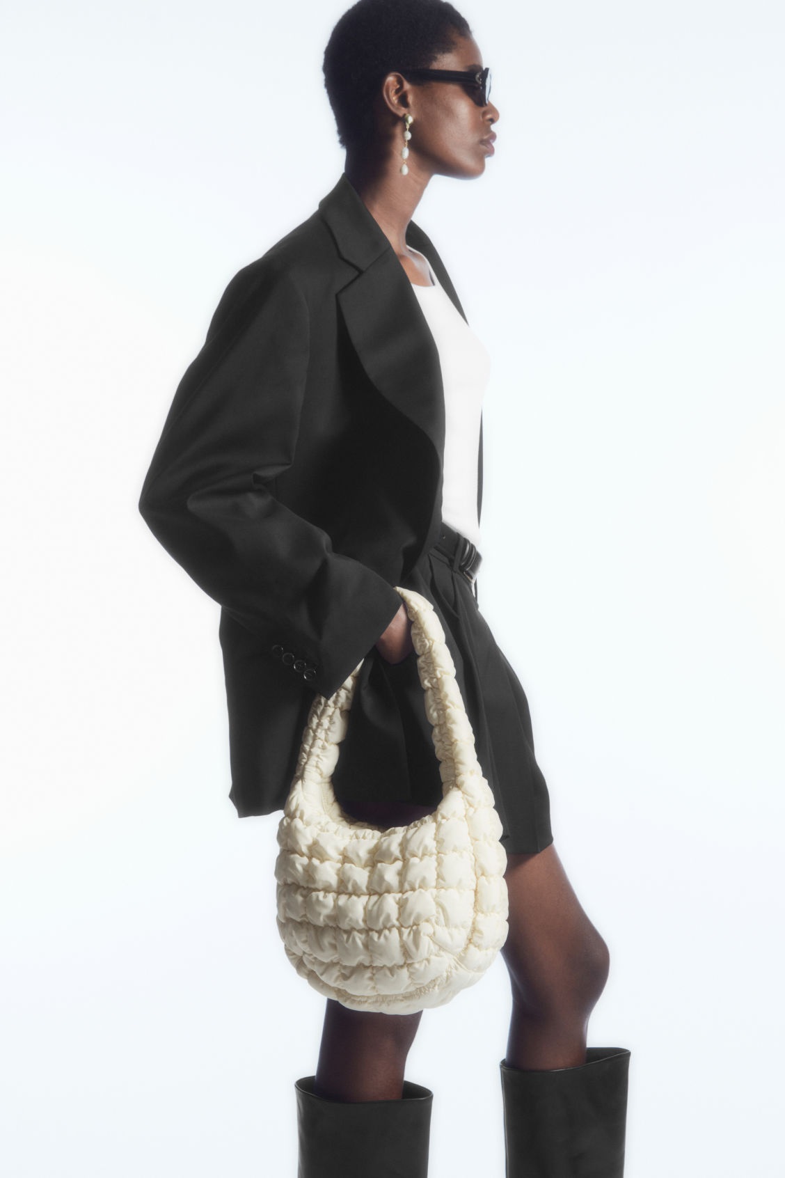 국내당일발송 코스 COS 퀼티드 미니백 퀼팅백 구름백 마이크로 가방 오버사이즈