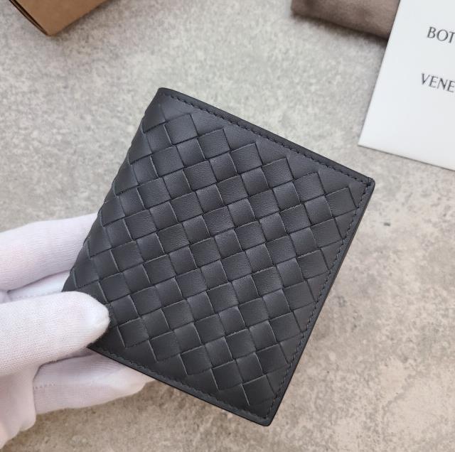 보테가베네타 남자지갑 인트레치아토/ 고급선물포장