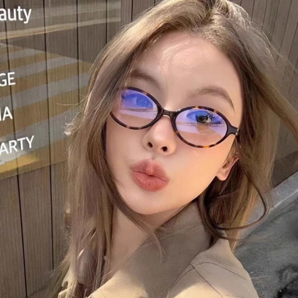 긱시크안경 블루라이트차단 오벌형 얇은 뿔테안경 호피 노안 가벼운 여자안경테 빛번짐