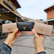 프라다 비텔로 여성 카드지갑 삼각로고 명함케이스 1MC122 여자명품지갑선물