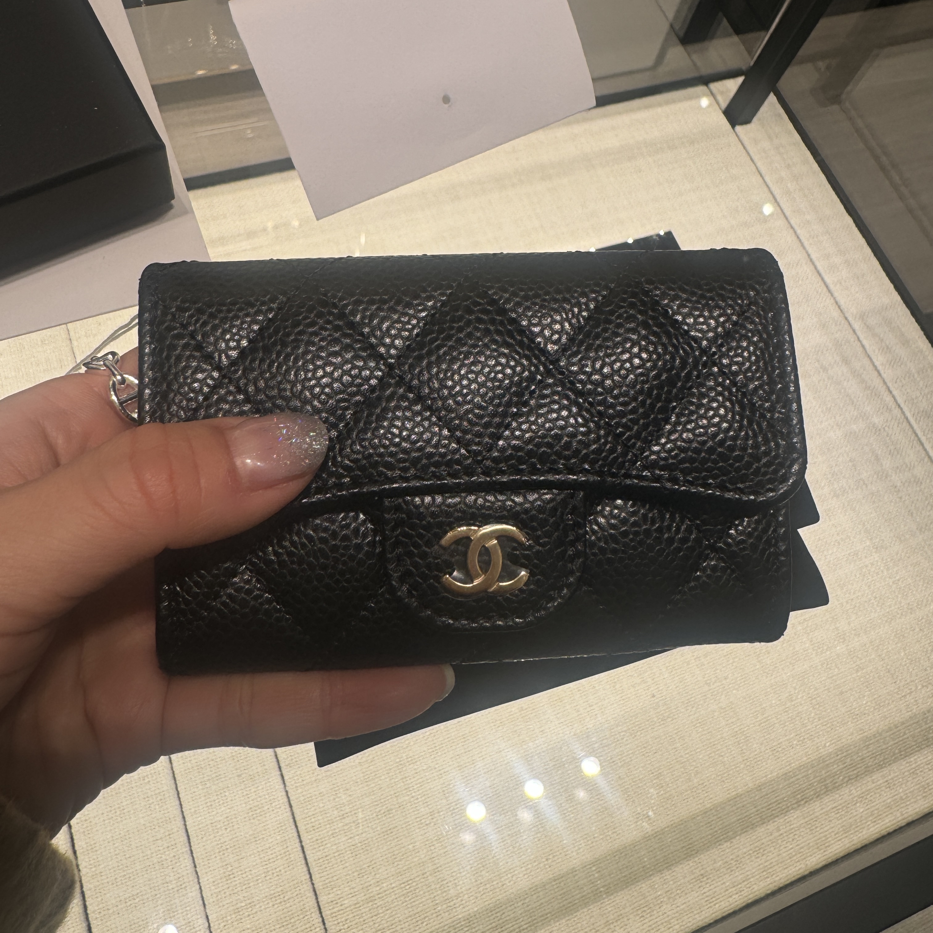 [국내재고 백화점AS가능] 샤넬 클래식 캐비어 똑딱이 보이 플랩 지퍼돌이 카드지갑 내장칩 골드 실버 메탈 블랙 AP0213 AP0214 A80603 AP0216